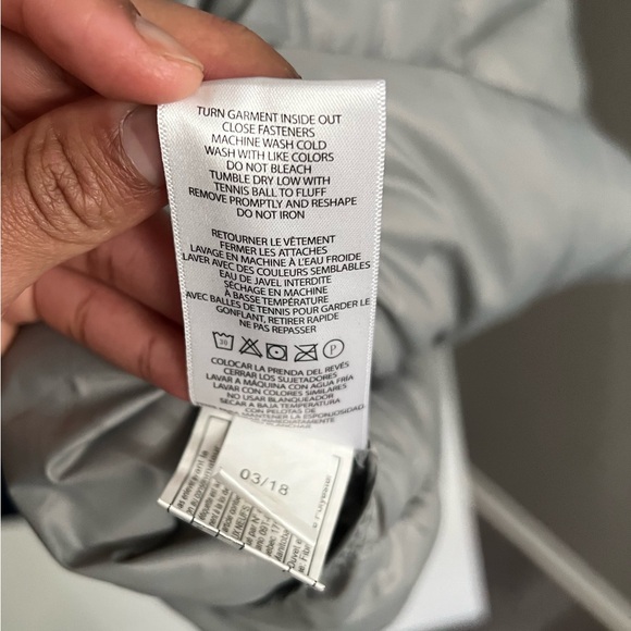 Lauren Ralph Lauren Women's Silver Puffer Coat - Picture 14 of 14